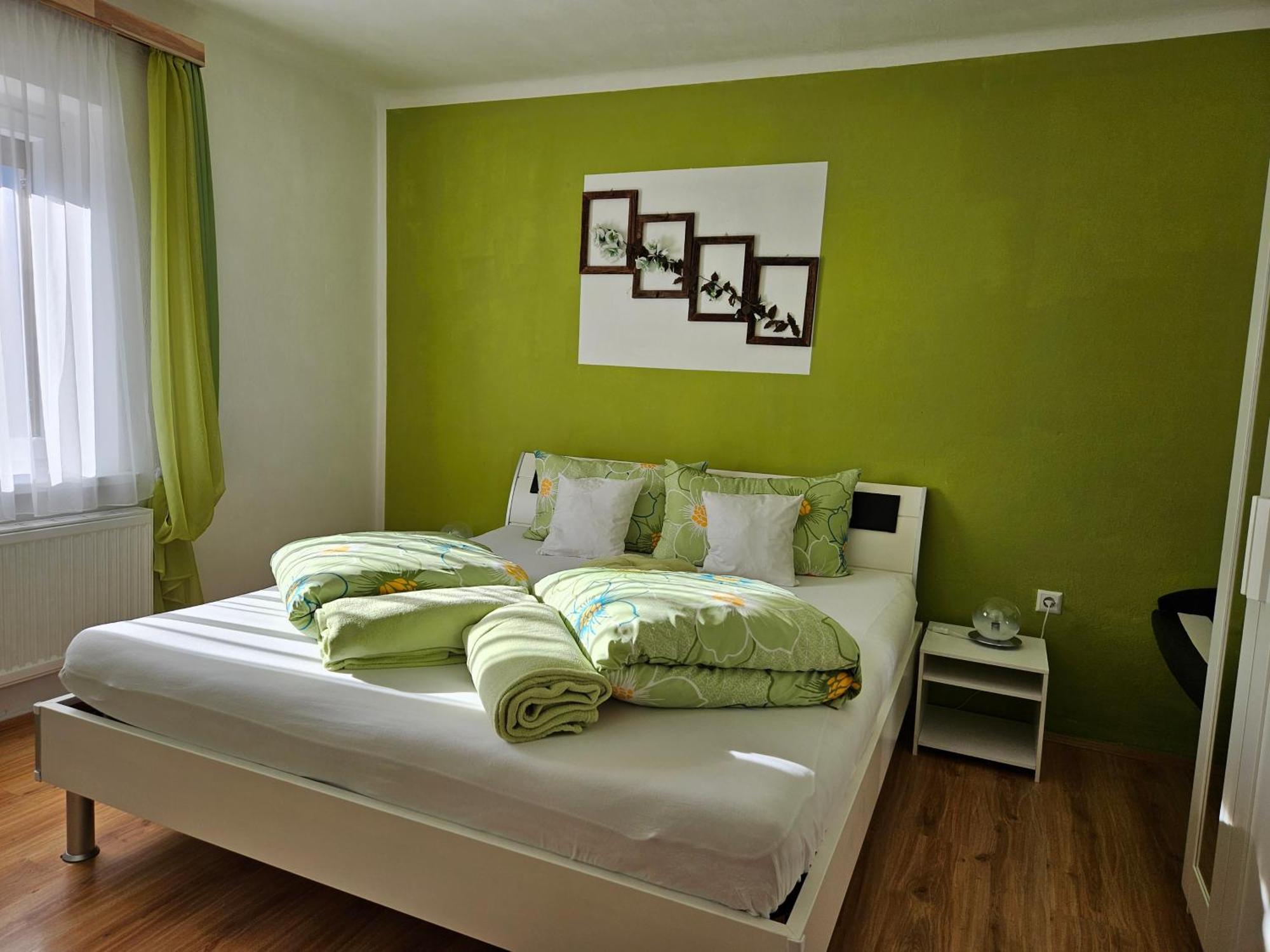 Haus Sunshine Appartement Hermagor-Pressegger See Buitenkant foto
